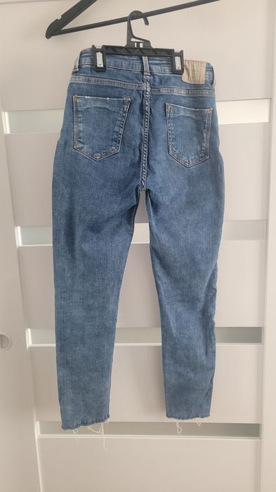 Używane dżinsy Zara,r.34 stan bdb