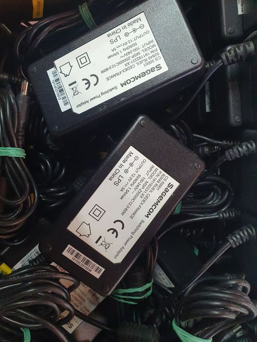Електрошрот Блок питания живлення Sagemcom адаптер 12V 5A 60W