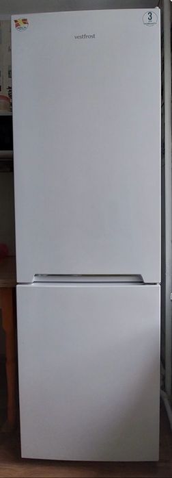 Холодильник Vestfrost CNF186ZW