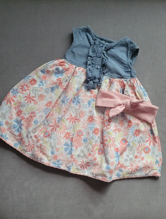 Sukienka w kwiaty firmy Nutmeg plus opaska