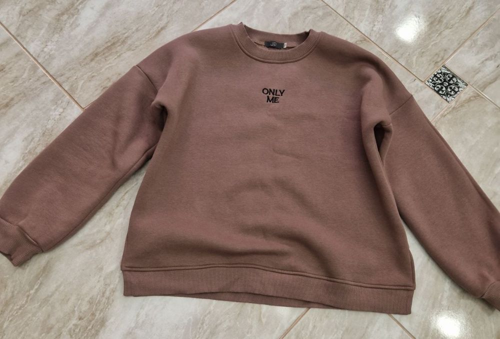 Светр 152 розміру