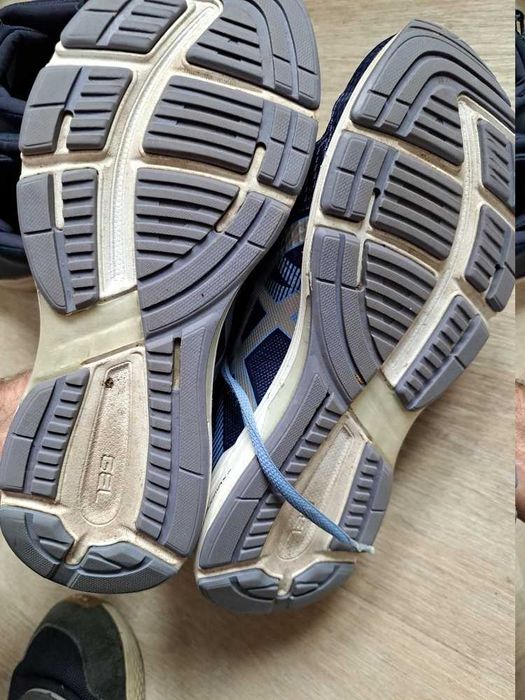 buty biegowe Asics 40,5  US 9