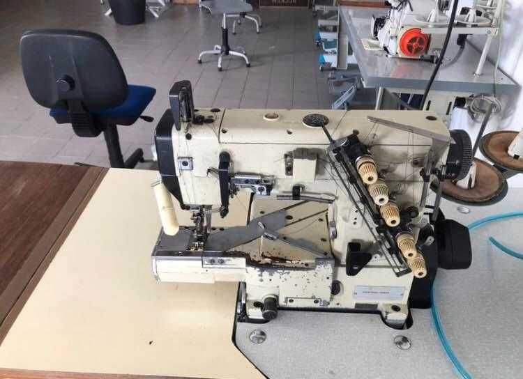 Máquina de 3 agulhas recobrimento