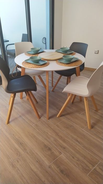 Casinha T2 junto ao mar, toda equipada