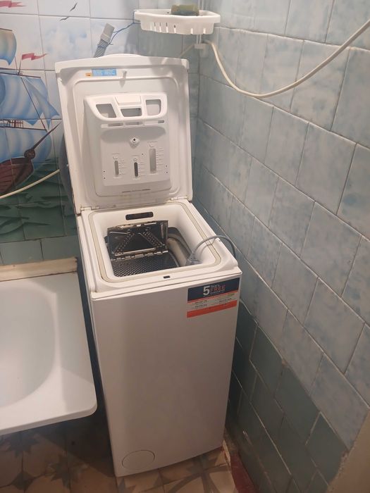 Пральна машина Indesit