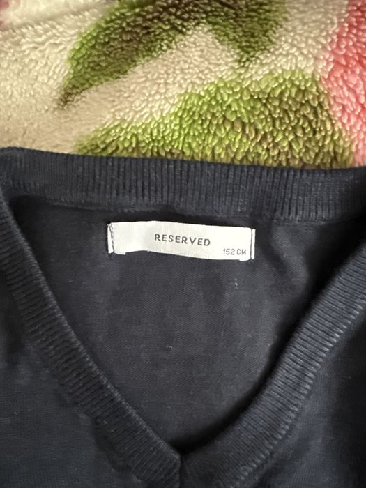 Жилет для мальчика, новый, темно синй цвет, камера цвет не передает