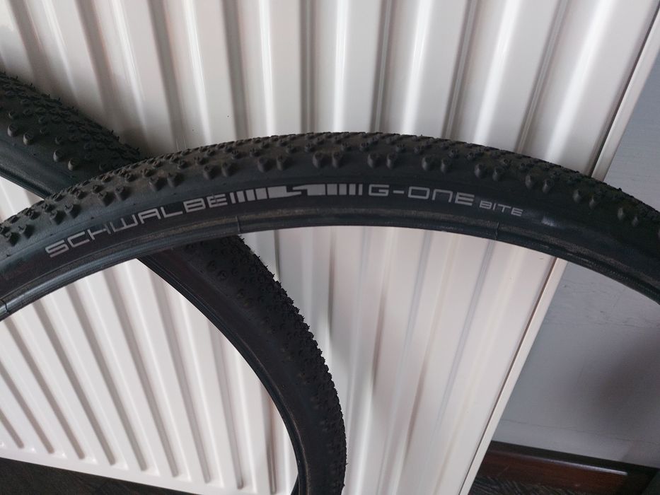 Opony gravelowe Schwalbe G-one Bite 40-622