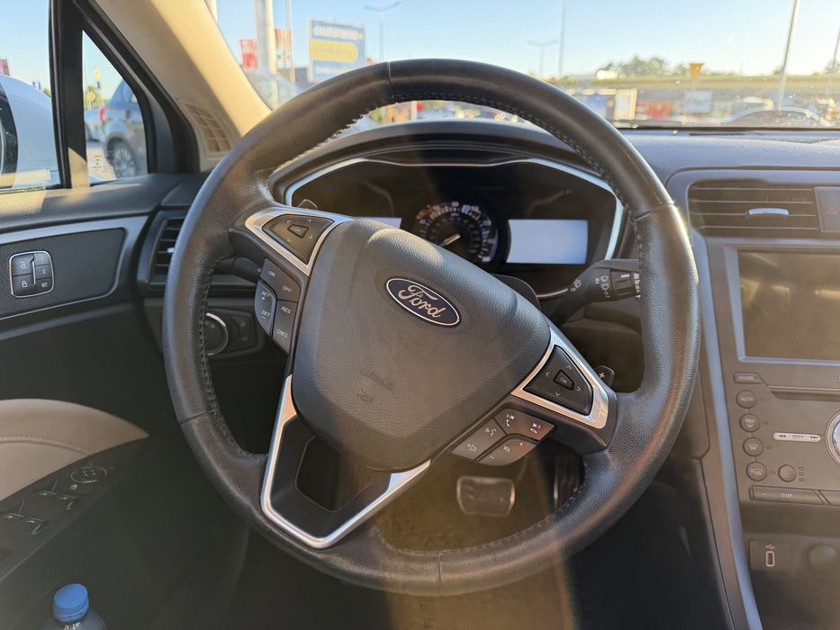 Ford Fusion 2.0 EcoBoost 245 km