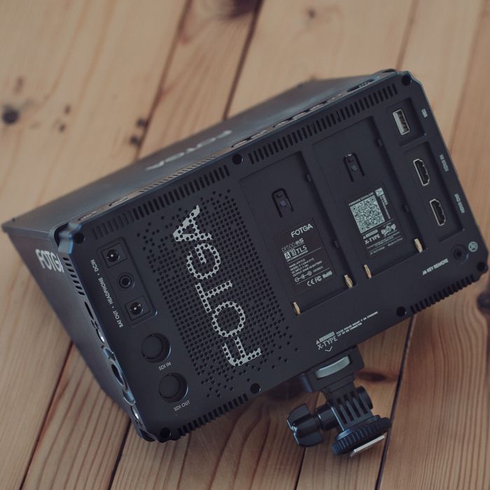 Monitor Fotga A70 TLS 7” Touch e LUTs