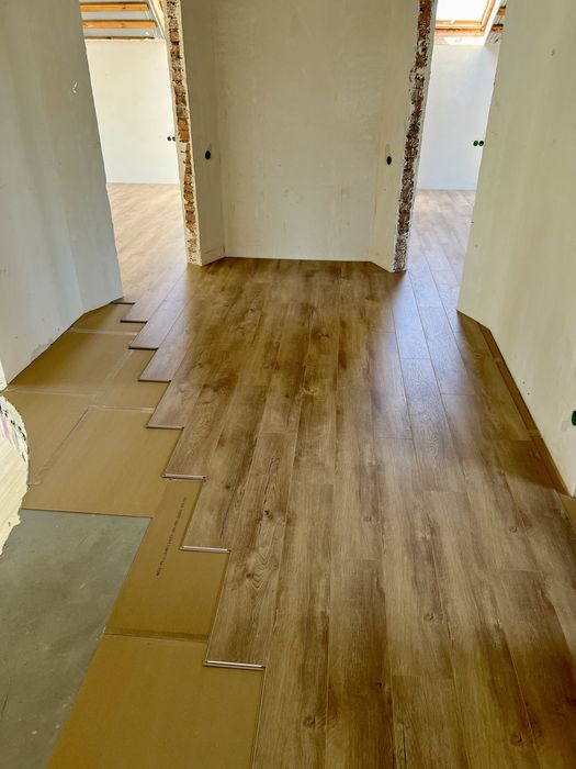 Вкладання ламінату / вінілу SPC / плінтус / укладка ламината/ винил