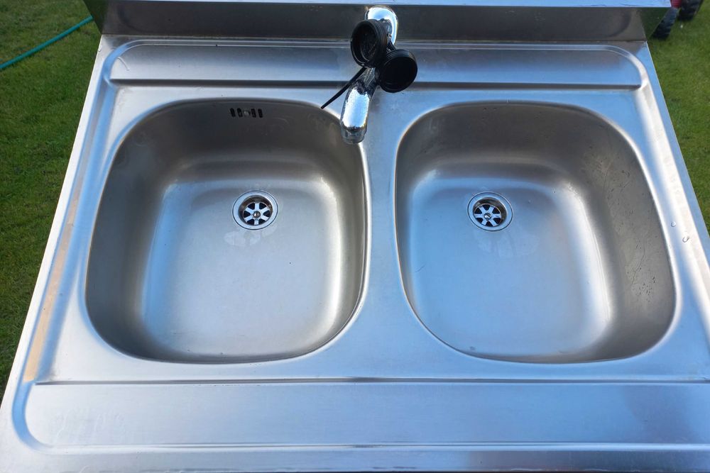 Zlewozmywak używany dwukomorowy z kwasówki w komplecie bateria i syfon