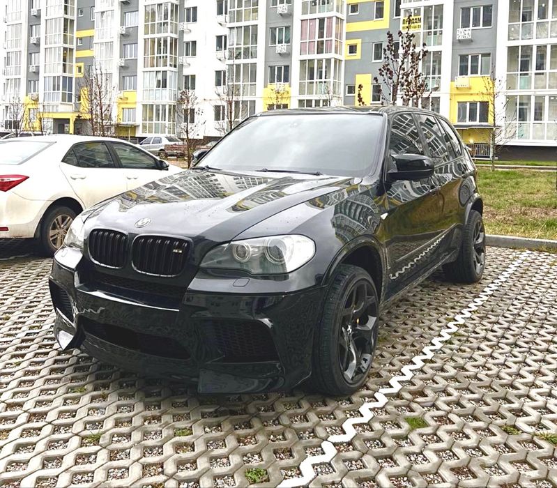BMW X5 E70 4.8i