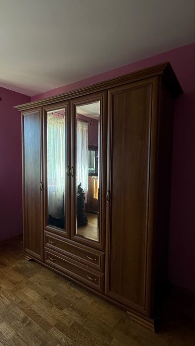 komplet mebli do sypialni