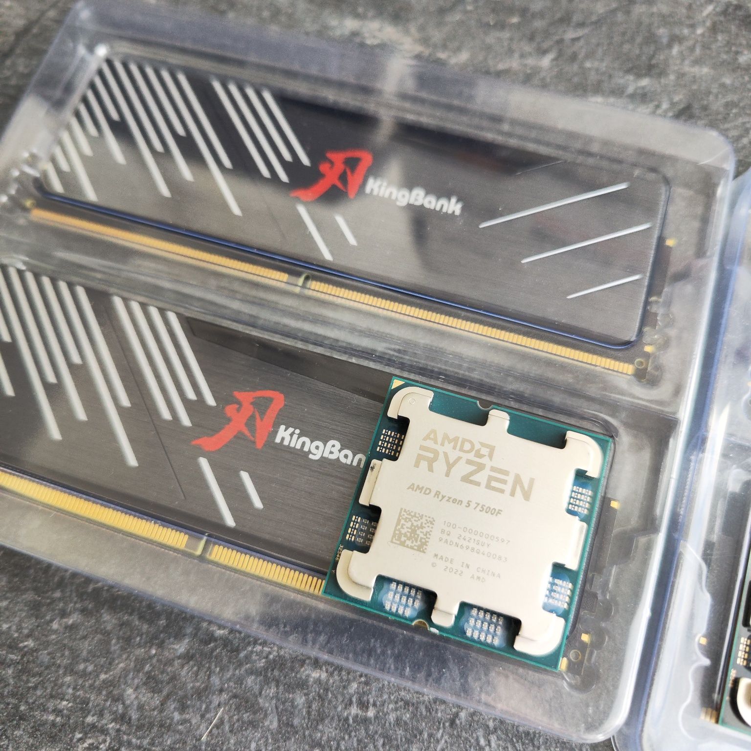 Ryzen 7700, 7500, ddr5 kingbank 2*16 4 500 грн. Настільні комп