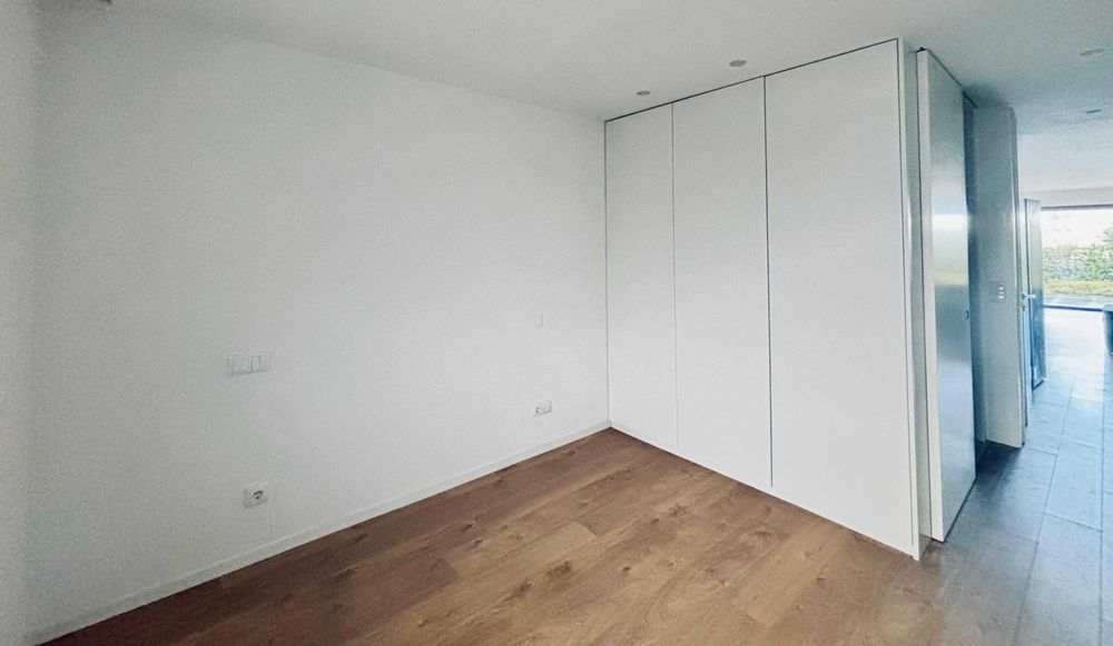 Arrendamento - T2 com terraço (ESPINHO)