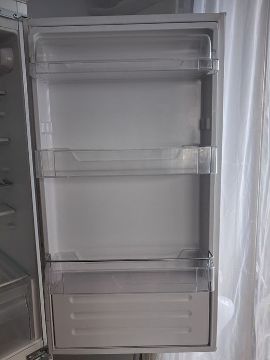 Lodówka IKEA EFFEKTFULL A+ sprawna w dobrym stanie odbiór od ręki