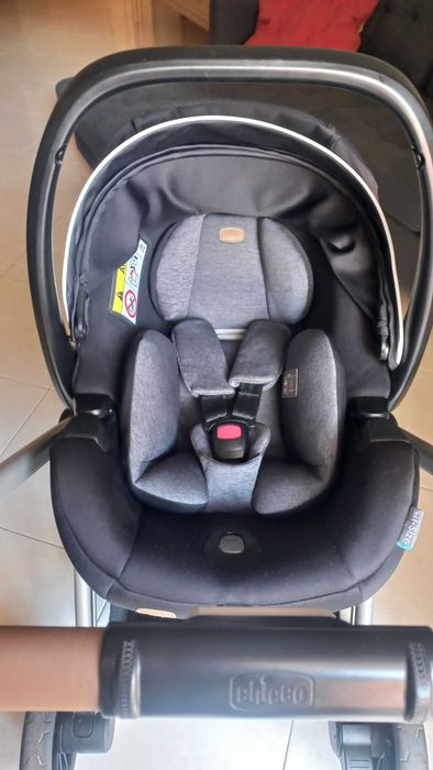 Conjunto Carrinho Completo + Ovo Chicco