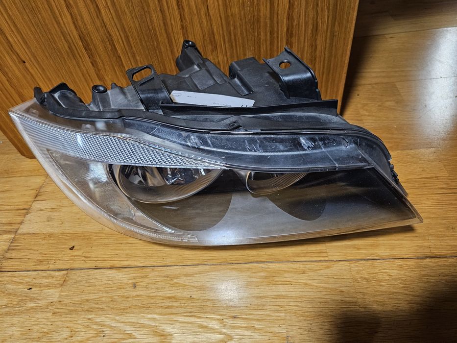 Farol otica direita bmw e90 e91 serie 3 2005 ate 2008