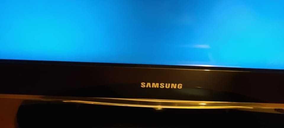 TV SAMSUNG LE32A557P2F - 80 cm - 32 Polegadas - Para reparação ou peças !