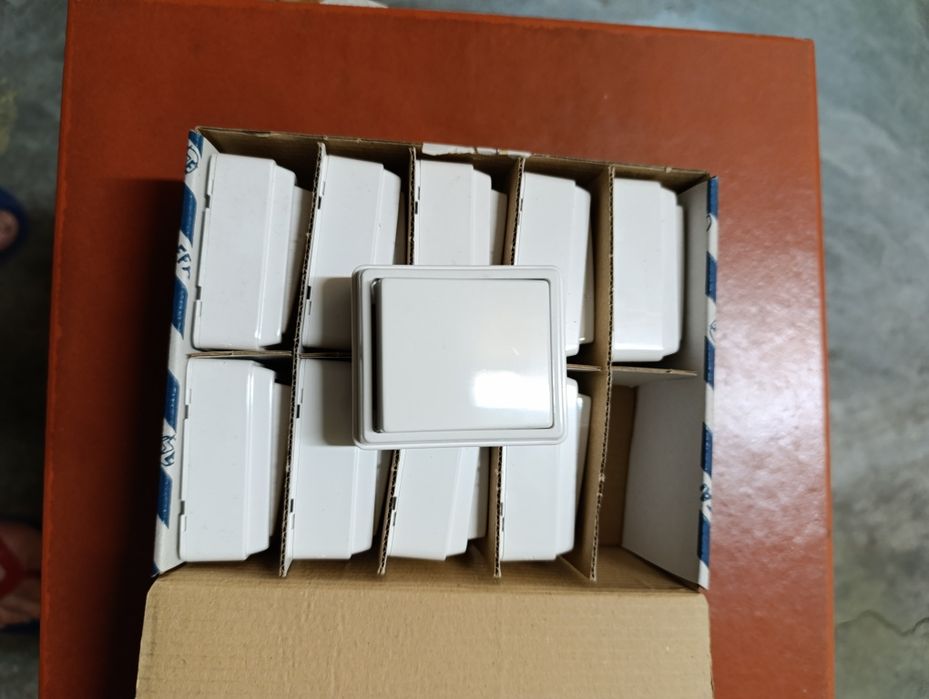 Efapel Surface-Mount Wall Buttons.64738364939905121
