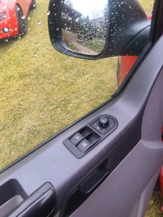 Volkswagen Transporter T5 Long 3-osobowy