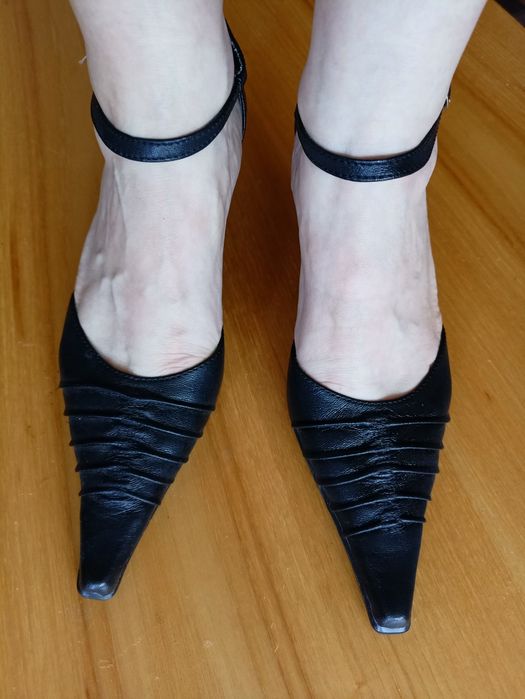 Buty czarne rozmiar 36