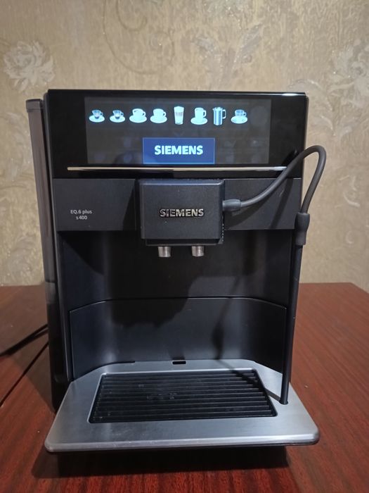 Кавомашина Siemens EQ.6 plus S400