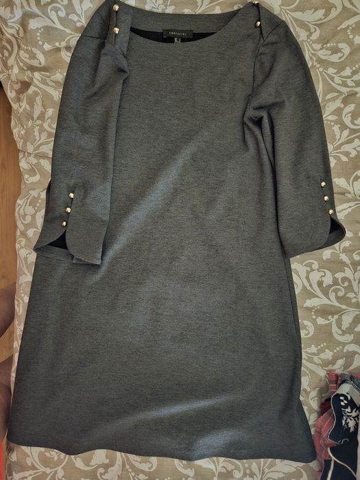 Vestido cinzento cortefiel