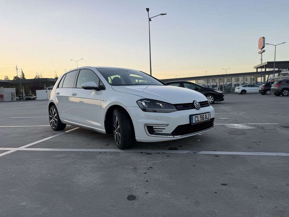 Golf gte hibrido 204 cv