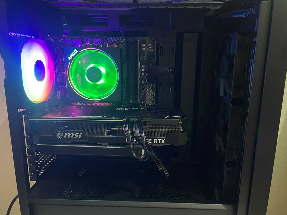PC GAMER / Ryzen 5600 / RTX 3070 Ti / 16 GB RAM DDR4 3200Mhz / SSD 512 / C/ Garantia Novo !
