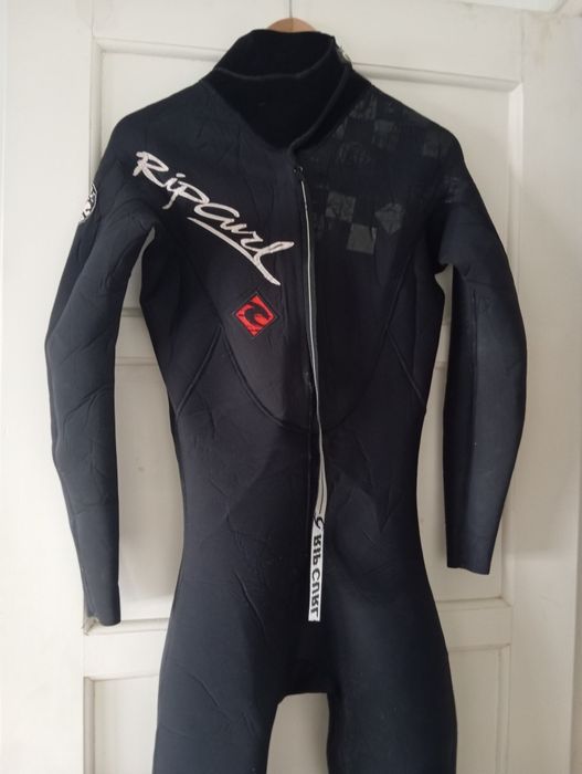 Fato surf  rip curl