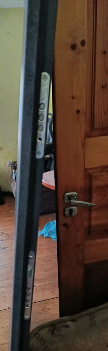 Nowe drzwi wewnatrzklatkowe