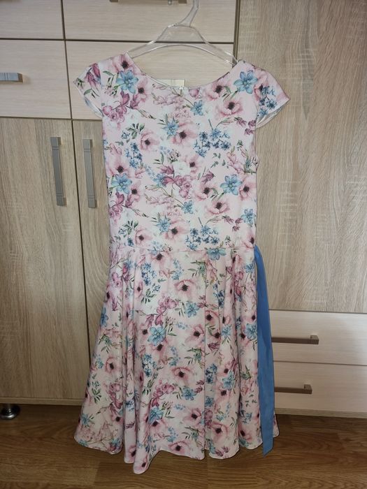 Sukienka dla dziewczynki-piękna STAN IDEALNY