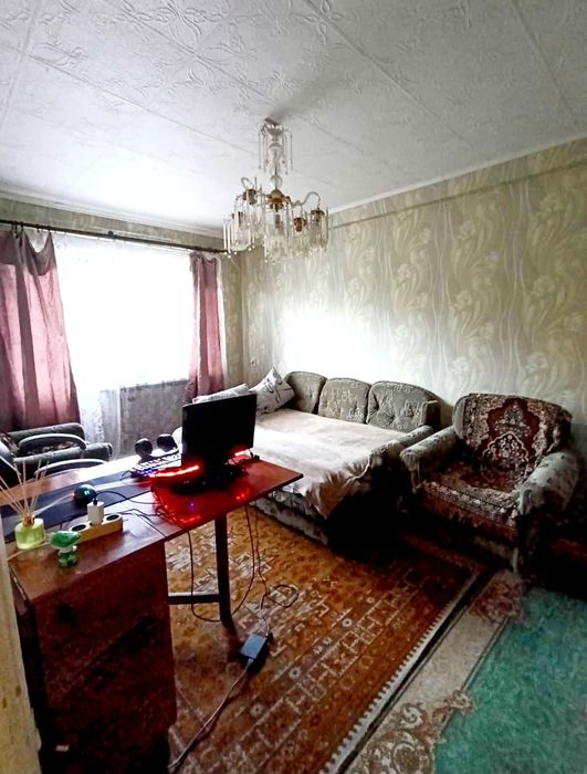 Продаётся 2х ком квартира с АЭОр-н Украина  D.E.