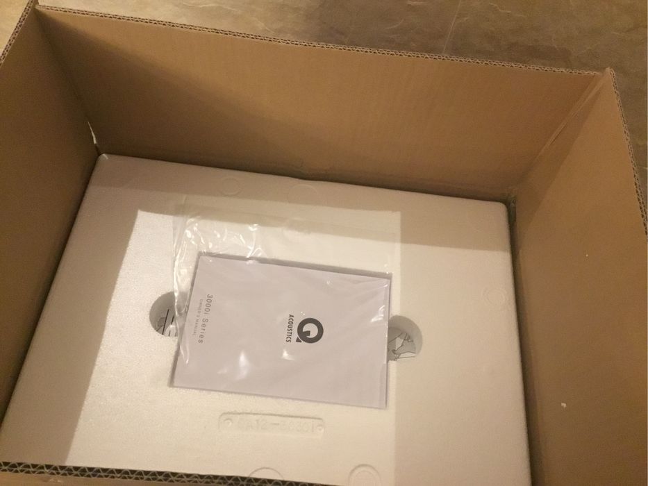 Colunas QAcoustics 3030i