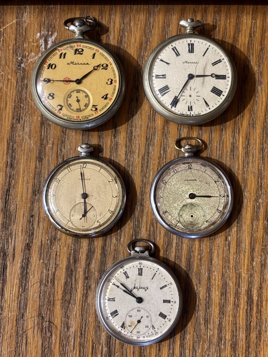 Чоловічі кішенькові годинники(карманние часи)*Молнія*період ссср.Живі.