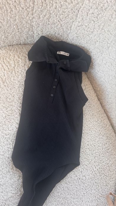 Боді Zara з відкритими плечима
