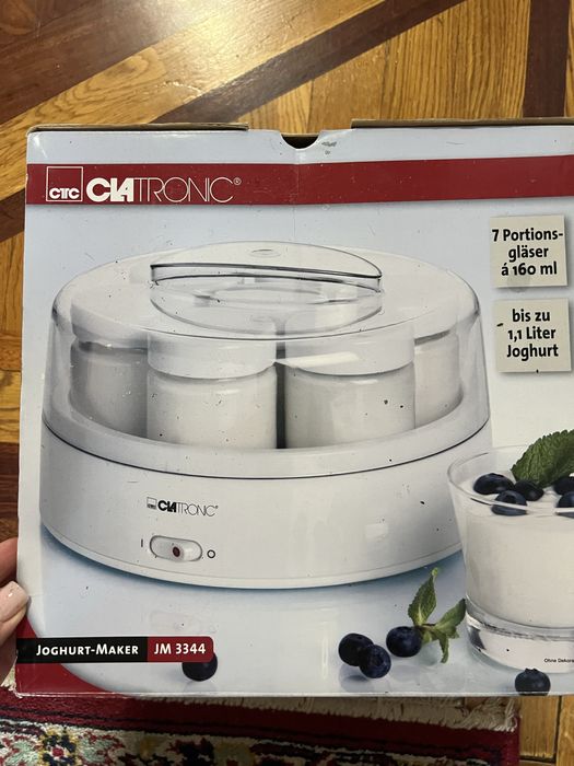 Йогуртниця CLATRONIC білий