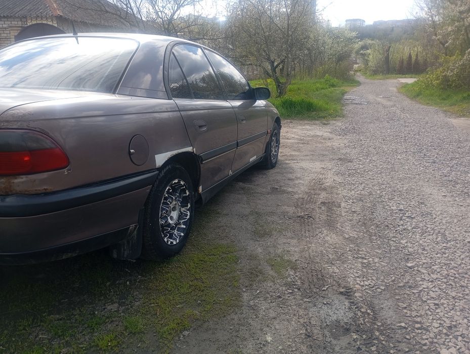 Продам opel omega 2.0 16v газ бензин