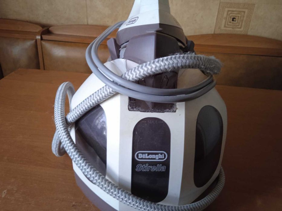 Продам праску Delonghi