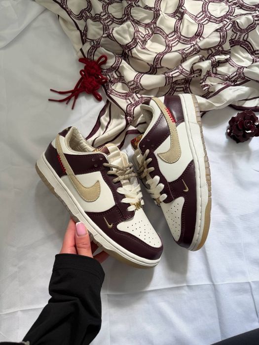 Nike Dunk Low LX White Maroon жіночі кросівки найк данк бордові
