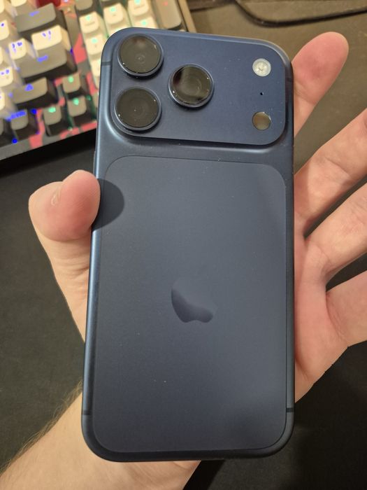 Apple Iphone 17 pro 256Gb / Ідеальний стан / Акумулятор 24 цикли / Гарантія