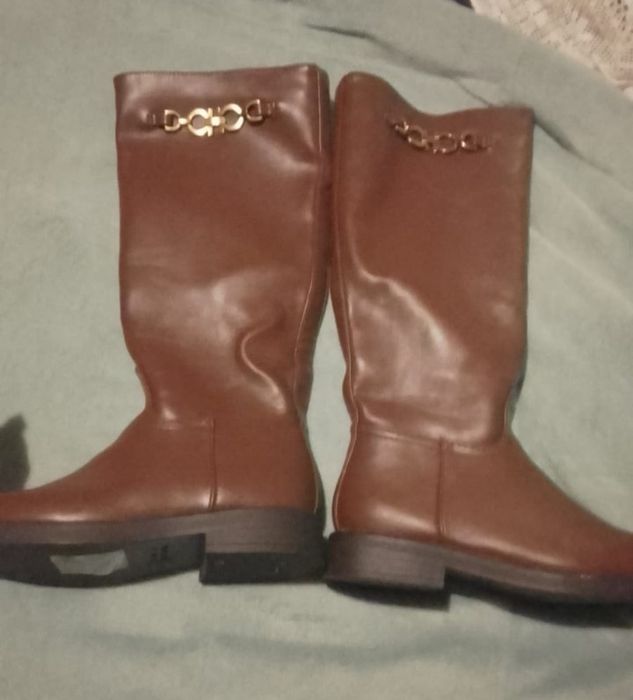 Botas de cano alto N - 37