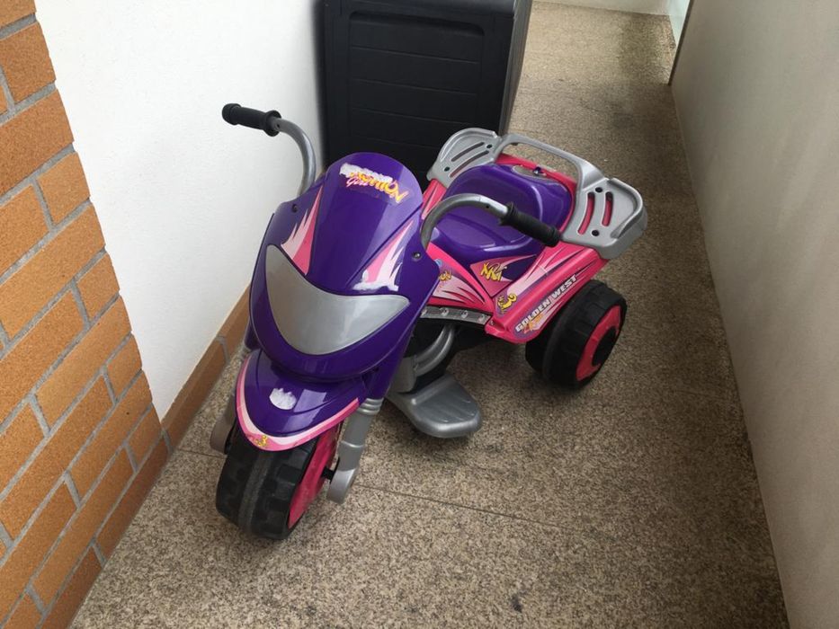 Mota elétrica de 3 rodas