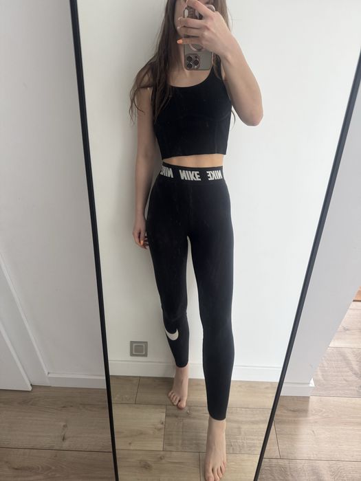 Legginsy czarne Nike