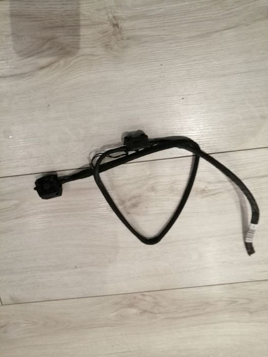 Spryskiwacze dysze maski szyby BMW X1 F48 KOMPLET