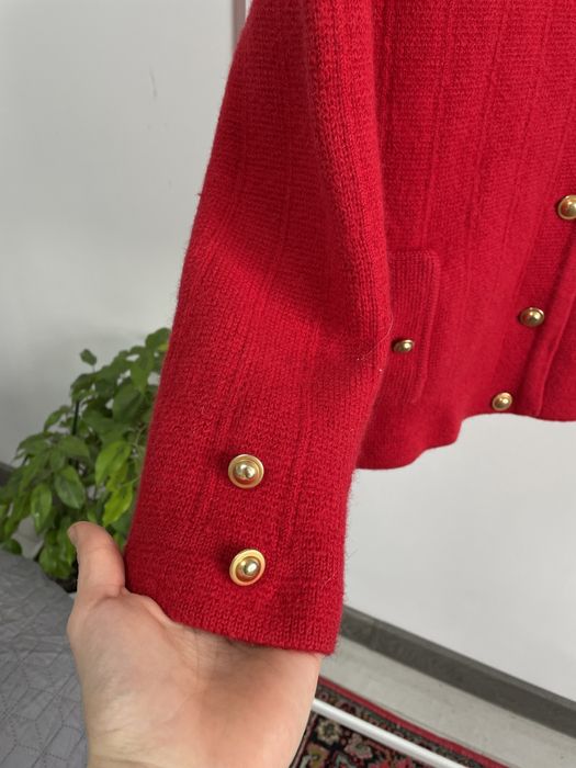 Вінтажний вовняний светр з ґудзиками від jonelle