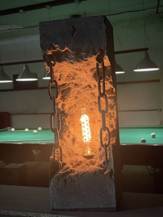 Loft Лофт індустріальна бетонна настільна лампа світильник едісона