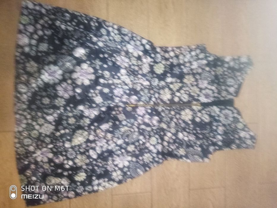 Женское летнее платье фирмы Zara