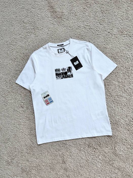 Футболка Weekend Offender